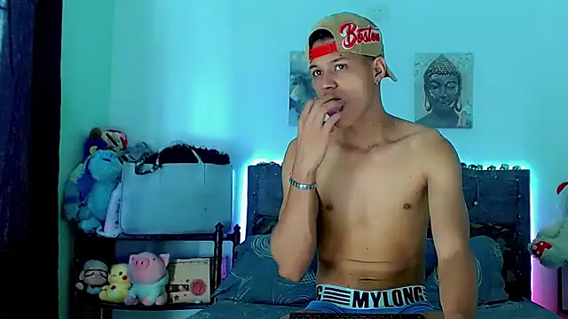 Snapshot of Liamscott_ chatting on February 11, 3:17 pm Liamscott online show from February 11, 3:17 pm