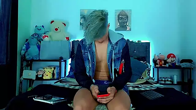 Snapshot of Liamscott_ chatting on March 11, 6:25 pm Liamscott online show from March 11, 6:25 pm