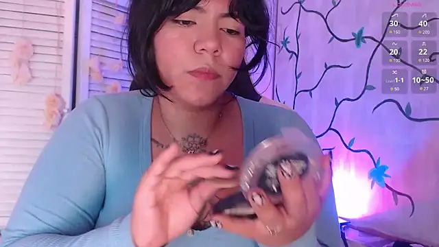 JulianaCastillo online show from January 28, 5:11 am