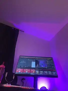 JulianaCastillo online show from February 19, 9:27 am