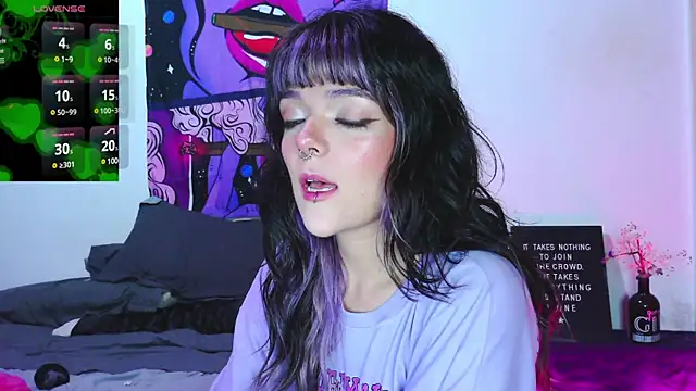 purple em69 online show from December 11, 3:56 am