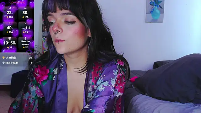 purple em69 online show from December 14, 1:49 pm