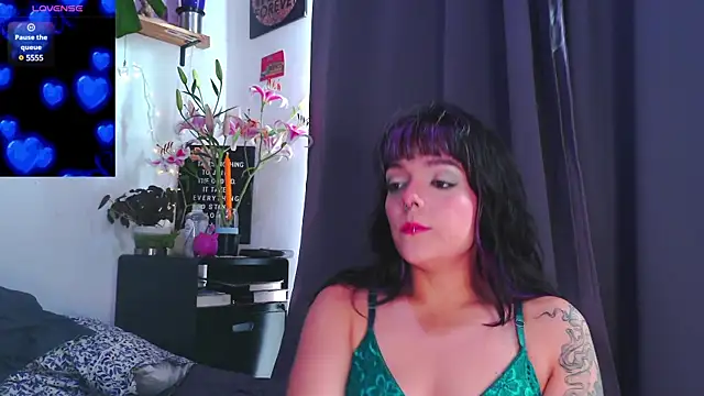 purple em69 online show from December 30, 8:36 pm