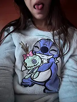 Snapshot of rossana99_ chatting on February 16, 9:26 am rossana99  online show from February 16, 9:26 am