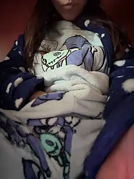 Snapshot of rossana99_ chatting on February 23, 2:25 pm rossana99  online show from February 23, 2:25 pm