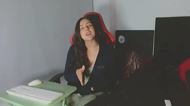 Noamartin  online show from March 7, 2:08 am