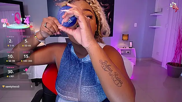 JasmineCampbell  online show from February 14, 2:14 pm