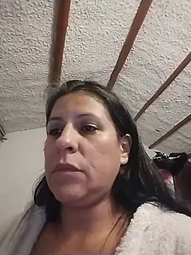 Snapshot of LucifernandaSw chatting on May 30, 12:41 am LucifernandaSw online show from May 30, 12:41 am