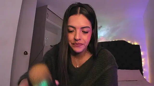 martina duque  online show from February 2, 11:25 pm