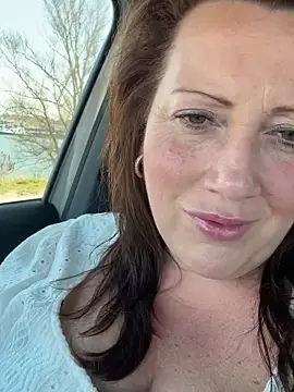 Snapshot of xsexycurvymilf chatting on March 8, 12:52 pm xsexycurvymilf online show from March 8, 12:52 pm