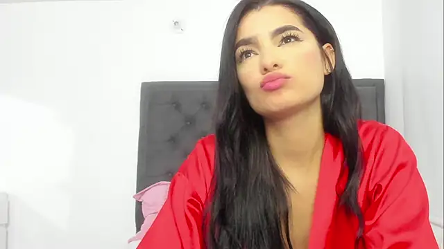 sara evans02 online show from March 9, 9:24 am