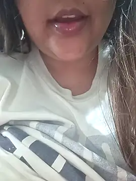  Redwine  online show from February 9, 7:30 pm