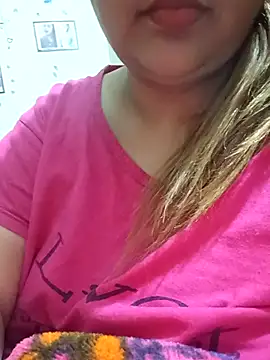  Redwine  online show from March 8, 6:26 pm