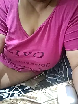  Redwine  online show from May 5, 5:43 pm
