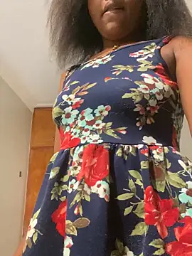 Snapshot of Dellah26 chatting on February 3, 4:54 am Dellah26 online show from February 3, 4:54 am