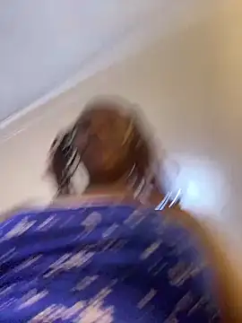 Snapshot of Dellah26 chatting on February 23, 10:01 am Dellah26 online show from February 23, 10:01 am