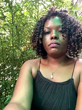 Snapshot of Dellah26 chatting on March 5, 7:48 am Dellah26 online show from March 5, 7:48 am