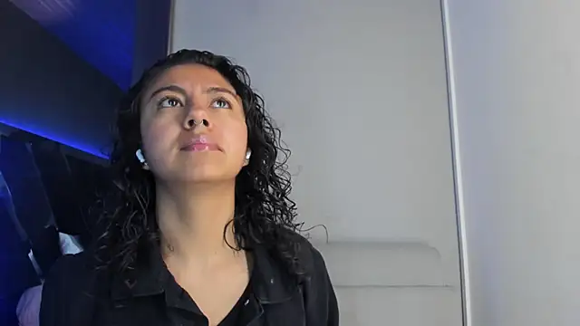 Snapshot of Amareto_ chatting on June 30, 11:33 am Amareto online show from June 30, 11:33 am