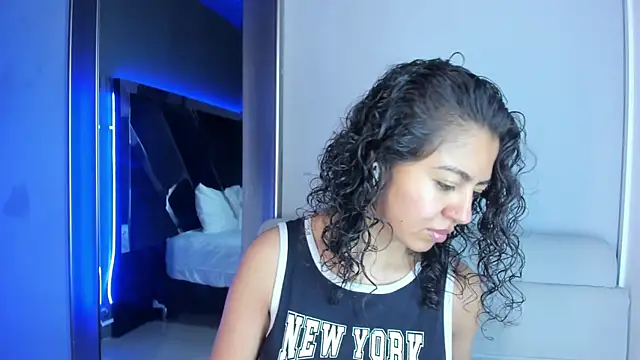 Snapshot of Amareto_ chatting on July 16, 10:21 am Amareto online show from July 16, 10:21 am