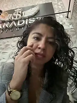 Snapshot of Amareto_ chatting on August 1, 10:58 am Amareto online show from August 1, 10:58 am