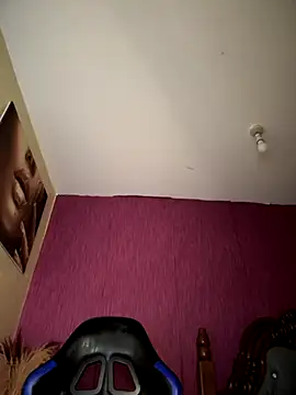 Snapshot of SSEXYBUBBLEBUTT101 chatting on November 23, 3:50 am SSEXYBUBBLEBUTT101 online show from November 23, 3:50 am