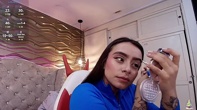 Andreita Jones online show from December 19, 11:50 am