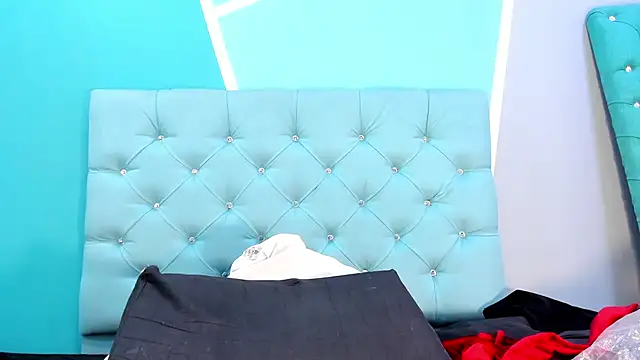 Snapshot of AlondraFerri1 chatting on January 28, 9:41 am AlondraFerri1 online show from January 28, 9:41 am