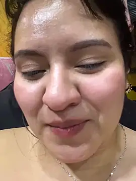 Snapshot of dannarossy_ chatting on January 14, 7:48 am dannarossy online show from January 14, 7:48 am