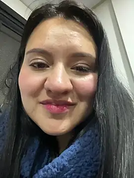 Snapshot of dannarossy_ chatting on January 16, 7:38 am dannarossy online show from January 16, 7:38 am