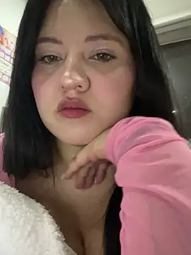 Snapshot of dannarossy_ chatting on September 19, 10:05 am dannarossy online show from September 19, 10:05 am