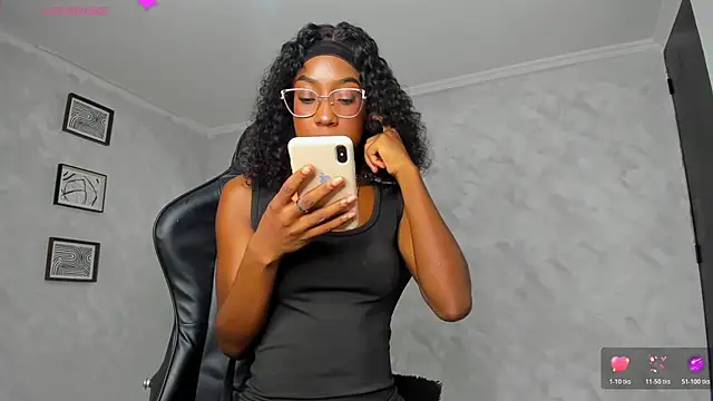 deyy madissonn online show from February 4, 8:58 pm