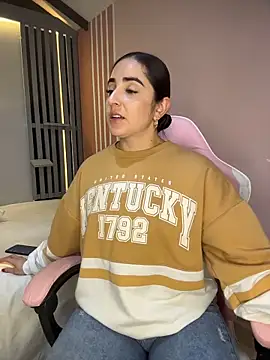 Victoria-And1 online show from February 10, 1:10 am