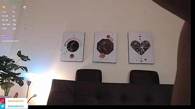 Snapshot of AleezaFrench chatting on February 23, 1:42 pm AleezaFrench online show from February 23, 1:42 pm