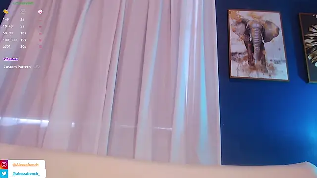 Snapshot of AleezaFrench chatting on March 3, 4:46 pm AleezaFrench online show from March 3, 4:46 pm