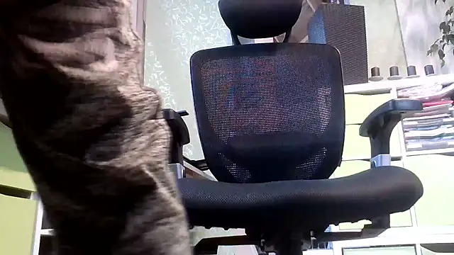 boy-nude online show from December 9, 9:39 am