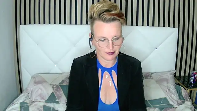 xxNoeliaxx online show from January 7, 3:02 pm