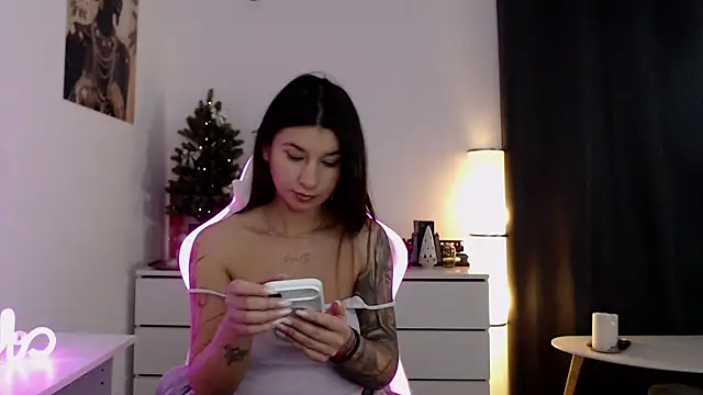 Simply the best online show from January 6, 4:00 pm