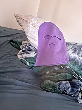 Snapshot of molozeb chatting on October 13, 12:16 pm molozeb online show from October 13, 12:16 pm