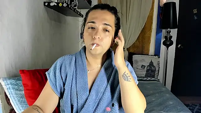 Snapshot of SARAMISHA chatting on May 16, 10:52 pm SARAMISHA online show from May 16, 10:52 pm