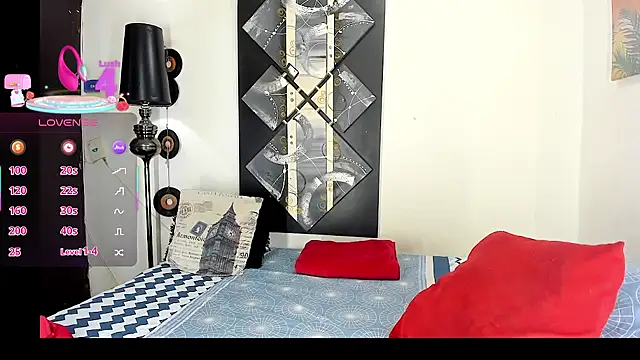Snapshot of SARAMISHA chatting on July 17, 10:36 pm SARAMISHA online show from July 17, 10:36 pm