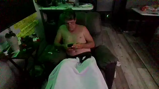 Snapshot of lateniter chatting on September 14, 5:28 am lateniter online show from September 14, 5:28 am