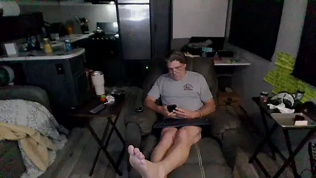 lateniter online show from February 17, 1:57 am