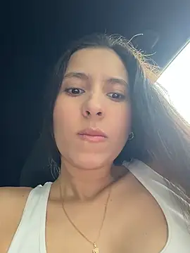 Snapshot of LittleDoll___ chatting on June 23, 12:58 pm LittleDoll online show from June 23, 12:58 pm