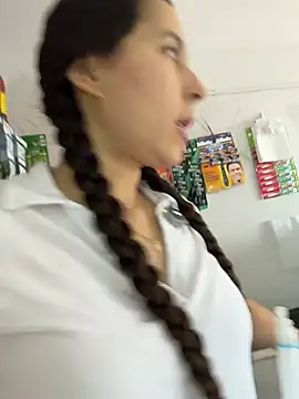 Snapshot of LittleDoll___ chatting on July 25, 1:41 pm LittleDoll online show from July 25, 1:41 pm