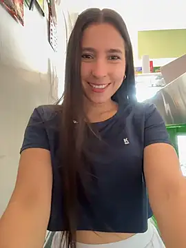 Snapshot of LittleDoll___ chatting on July 27, 1:18 pm LittleDoll online show from July 27, 1:18 pm
