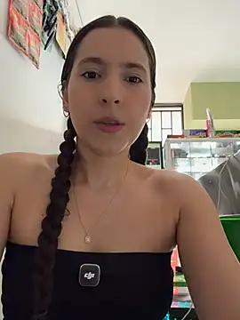 Snapshot of LittleDoll___ chatting on August 1, 12:26 pm LittleDoll online show from August 1, 12:26 pm