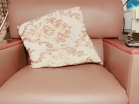 nina9384 online show from December 16, 10:37 pm