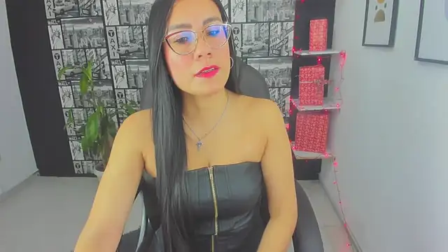 Snapshot of Agata-Moon chatting on January 2, 12:24 pm Agata-Moon online show from January 2, 12:24 pm