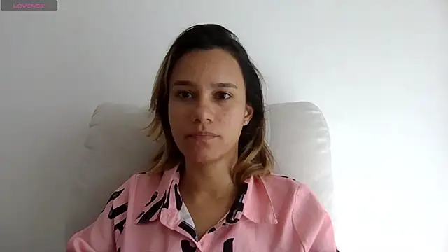 SamanthaWatson online show from June 7, 3:49 pm