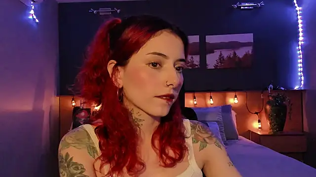 LiliJones  online show from January 7, 4:48 pm